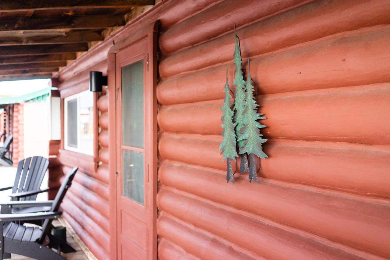 Sportsman'S Lodge Эннис Экстерьер фото