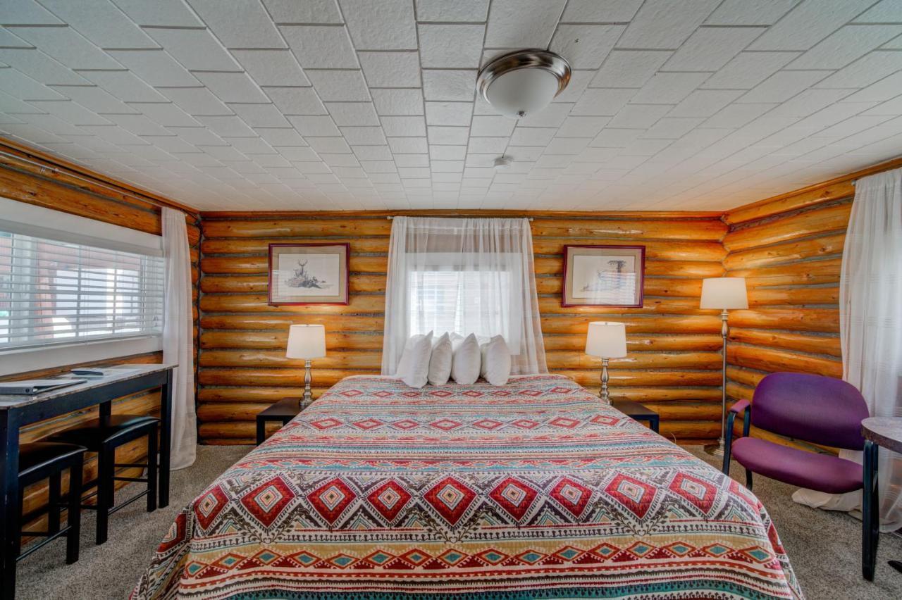 Sportsman'S Lodge Эннис Экстерьер фото
