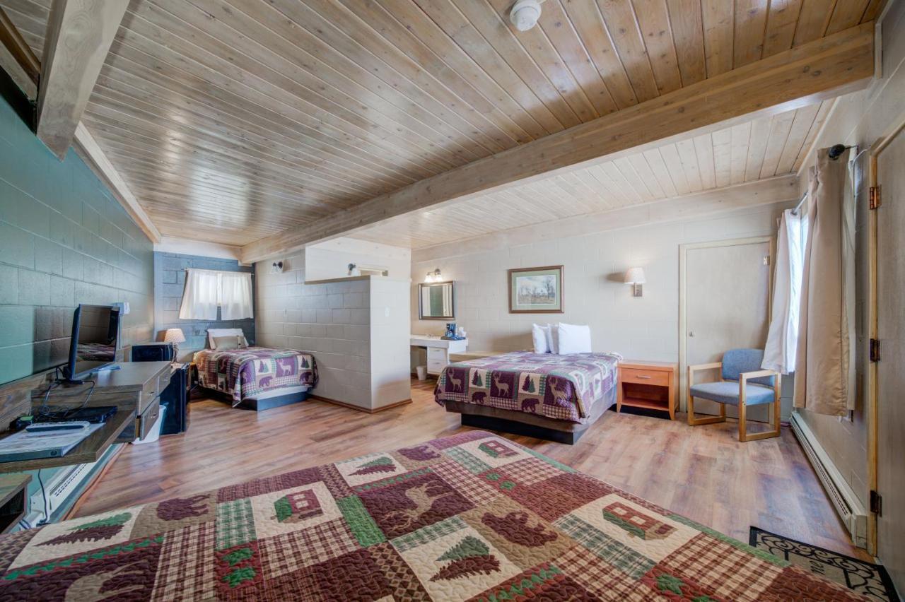 Sportsman'S Lodge Эннис Экстерьер фото