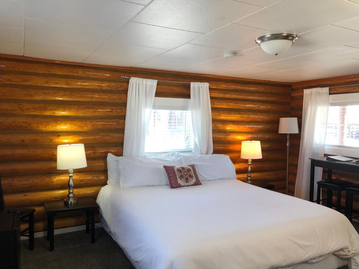 Sportsman'S Lodge Эннис Экстерьер фото