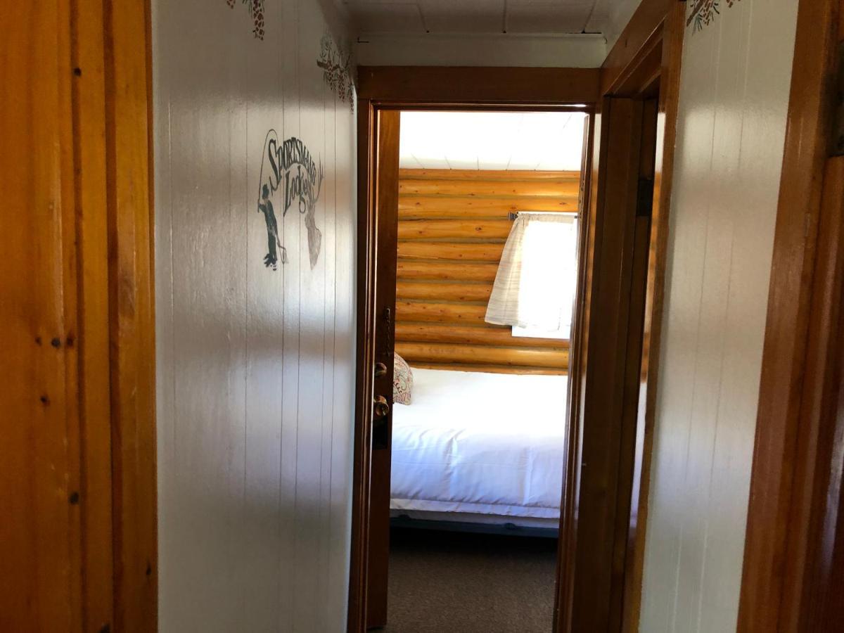 Sportsman'S Lodge Эннис Экстерьер фото